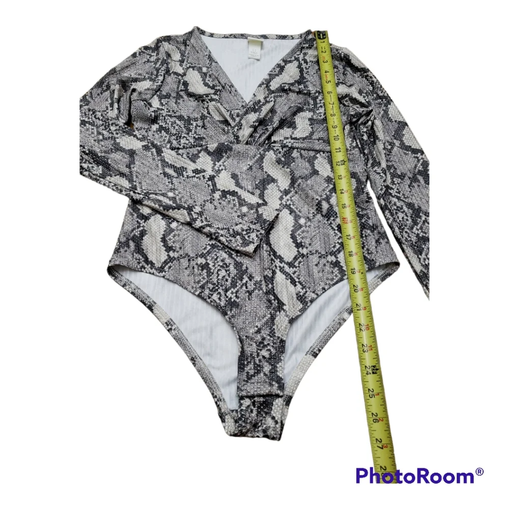 H&M Snake skinned pattern Body Suit - Picture 2 of 5
